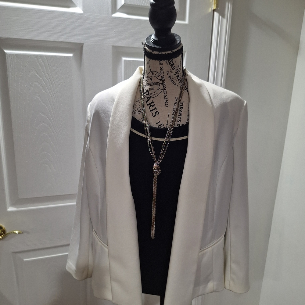 Anne Klein Cream Blazer for Women